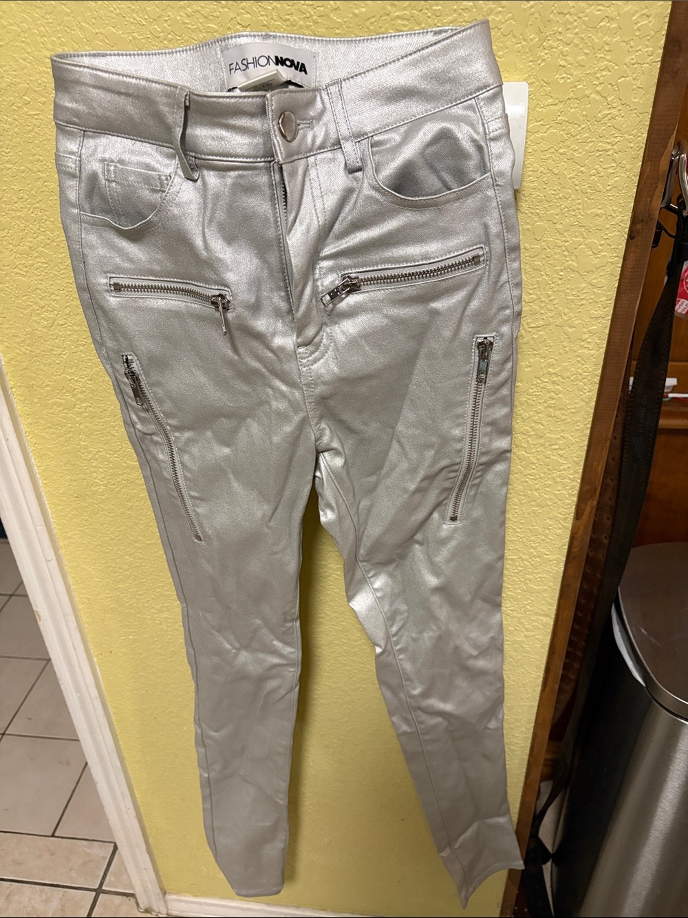 Fashion Nova Metallic Silver Skinny Jeans with Zip Accents